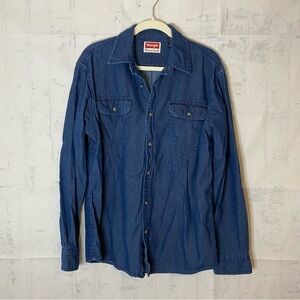Wrangler Denim Button Down Shirt Size M